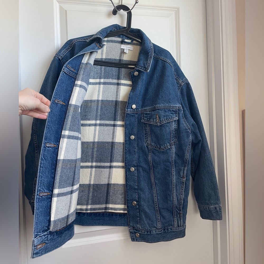 Oversized denim jacket